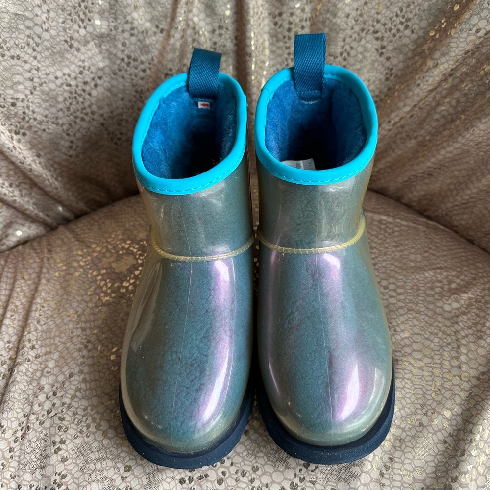 Ugg / Size 6 - image 6